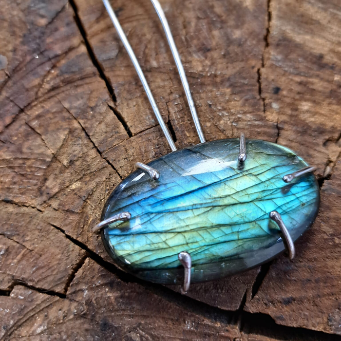 Introduction to Gemmology with Stuart Pool from Nineteen 48 Ltd. Sunday 8th June 10-4.30pm