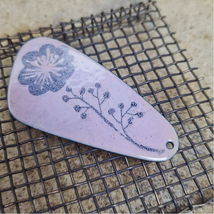 An Introduction to Enamelling with Sally Lees Saturday 31st May 2024 10-5pm