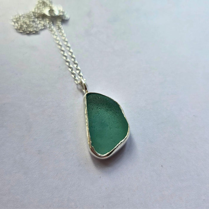 Sea Glass Setting: Silver Pendant Saturday 22nd August 10-5pm with Kirsten Hendrich