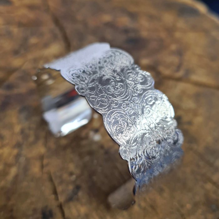 SUMMER TERM: Thursday Afternoon Silver Jewellery Class 23rd July - 27th August (6 weeks) 12.30-2.30pm with Sarah Reece