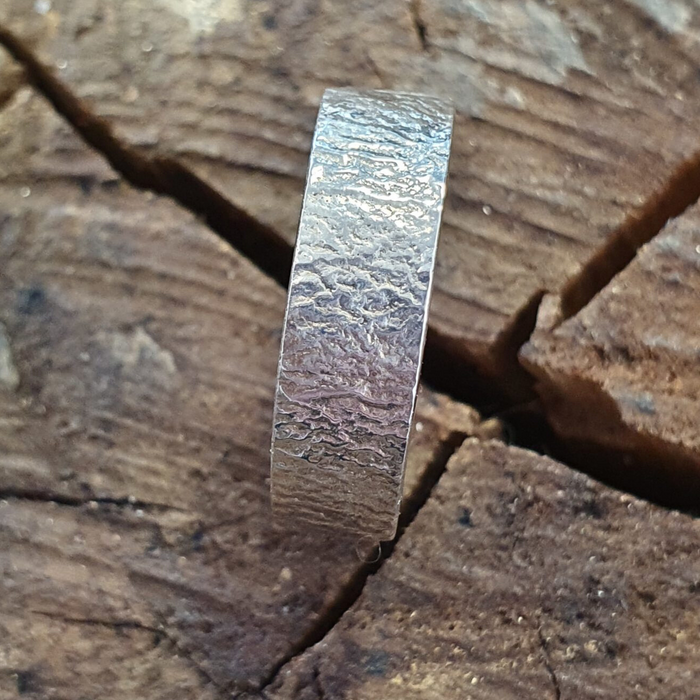 Thursday Afternoon 12.30-2.30pm Term Time Jewellery Class